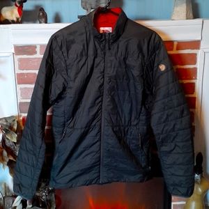FJALLRAVEN Medium Keb light padded jacket. Dark slate color.